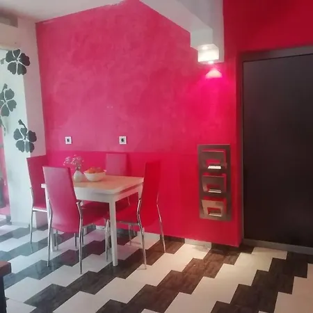 Apartament Palms: Modern With A Large Terrace Sofia