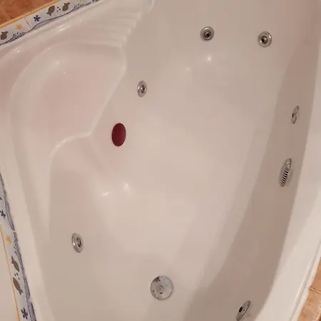 דירה Palms: Modern With A Large Terrace *