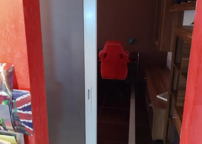 Apartment Palms: Modern With A Large Terrace *